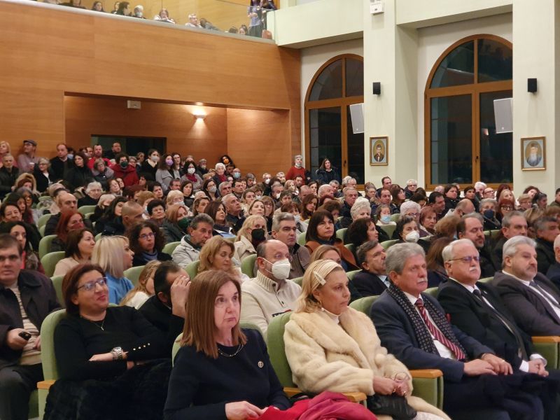 Βράβευση ἀριστούχων μαθητῶν ἀπό τήν Ἱερά Μητρόπολη Δράμας